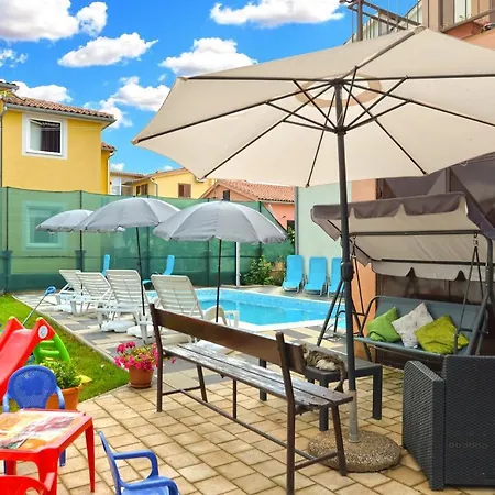 Family Friendly With A Swimming Pool - 19596 아파트